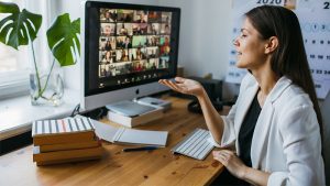 managing hybrid teams
