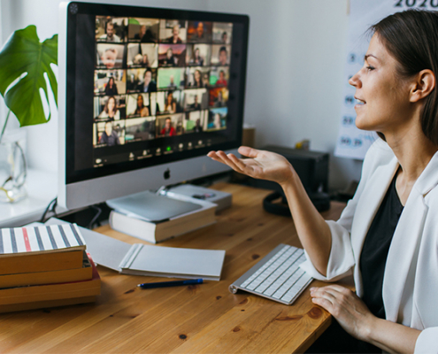 managing hybrid teams