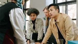 5 Ways Your Business Can Benefit from a Global Workforce