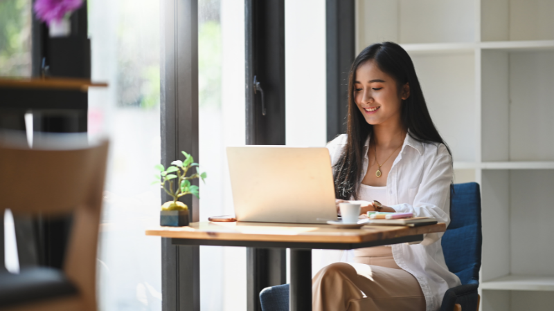 Outsourcing Executive Assistant What You Need to Know - optiBPO