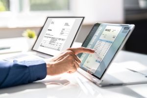 Invoice,Accounting,Software,On,Computer.,Digital,Business,Bill